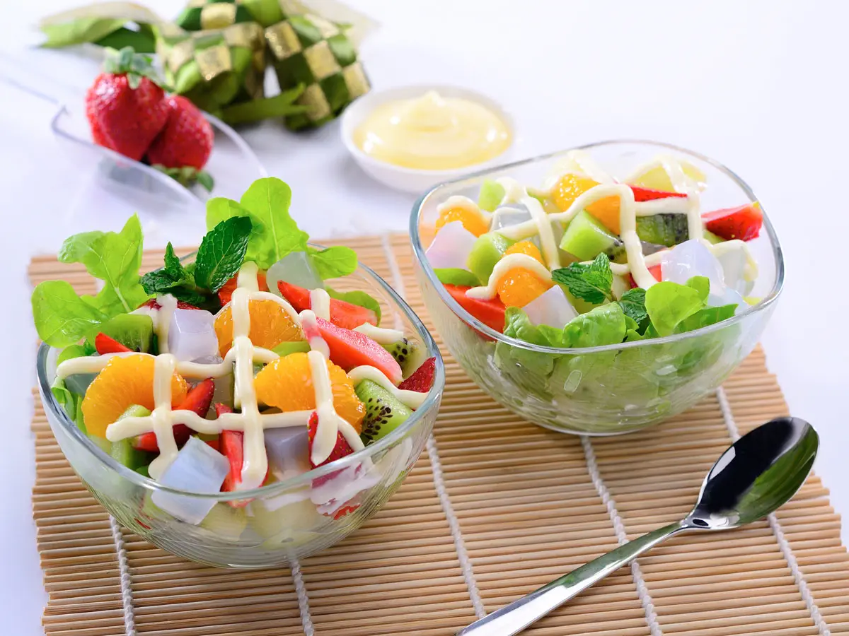 ide usaha kuliner - salad buah